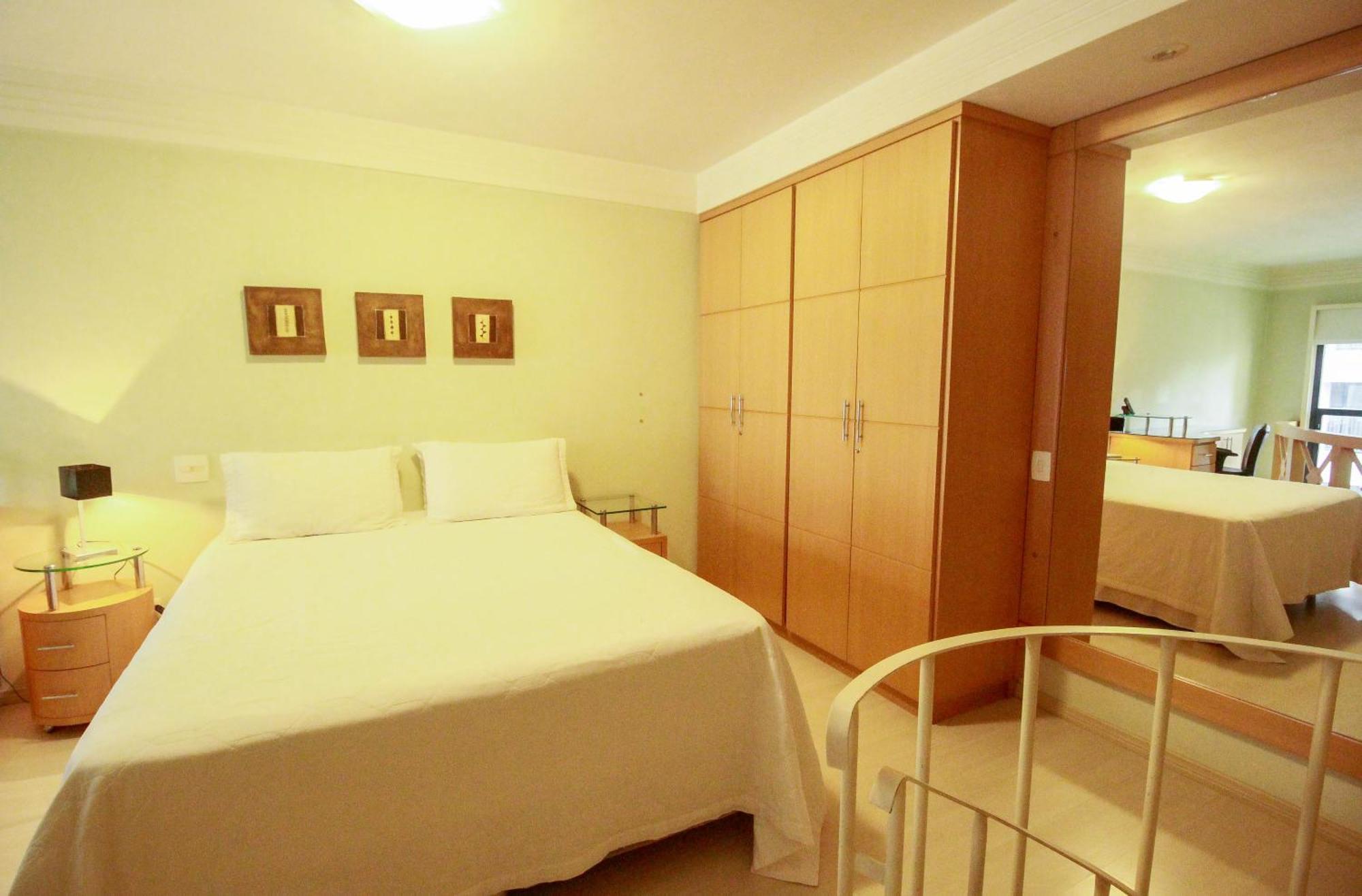 Duplex Place Vendome! Moema, 58m2, Amplo, Conforto, Luxo! Servicos, Estacionamento, Internet, Metro! * São Paulo